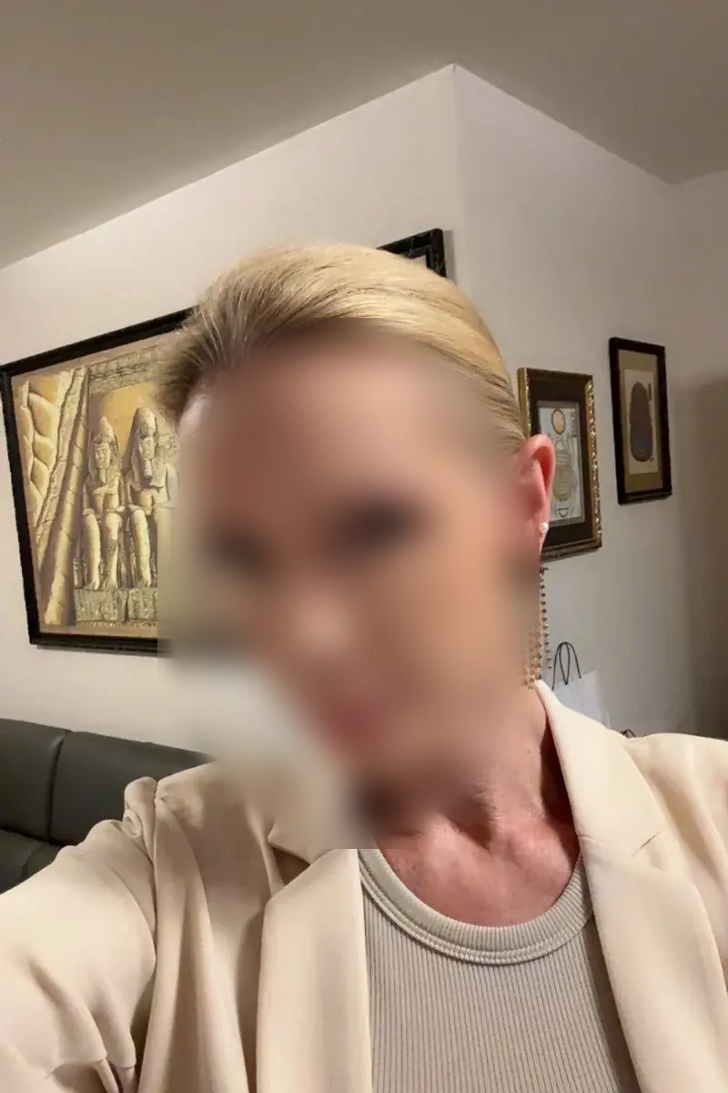 Zoe75