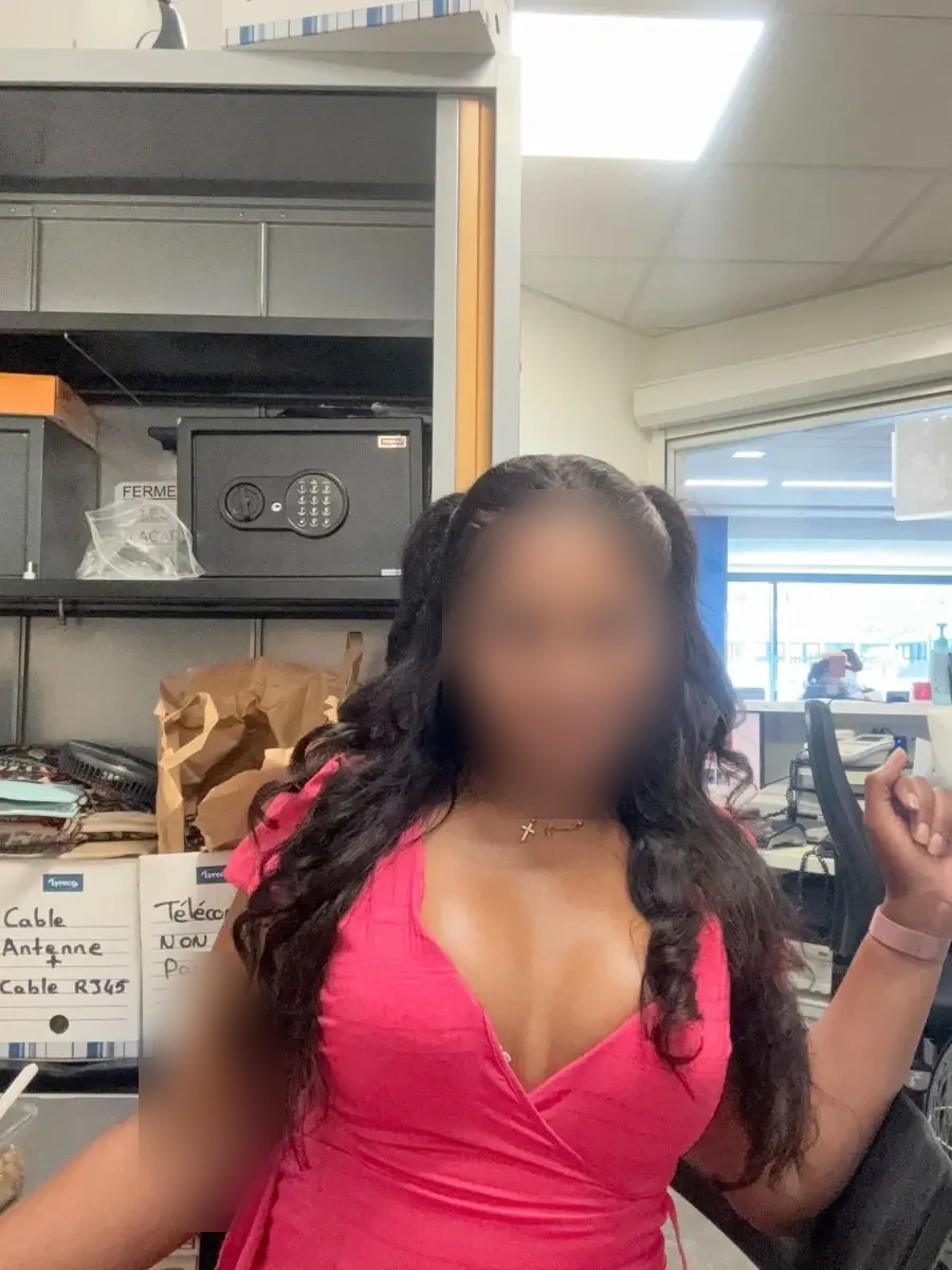 Trans libérée pour moments secrets