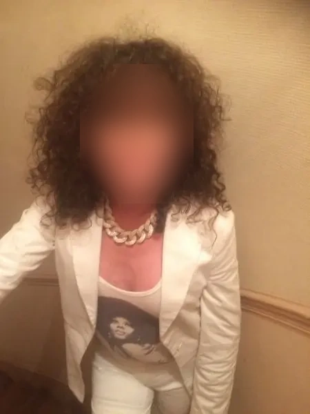 Inès