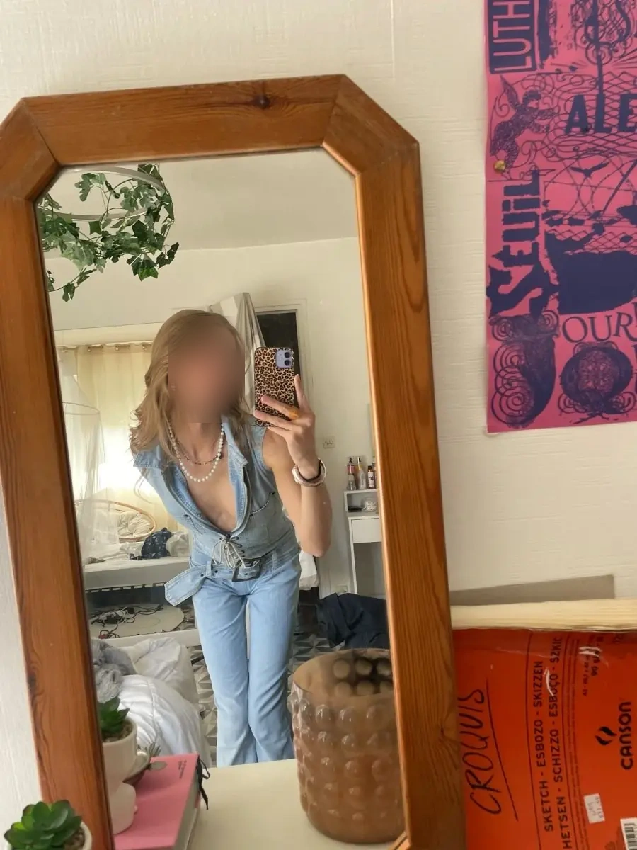 Trans disponible pour moments coquins