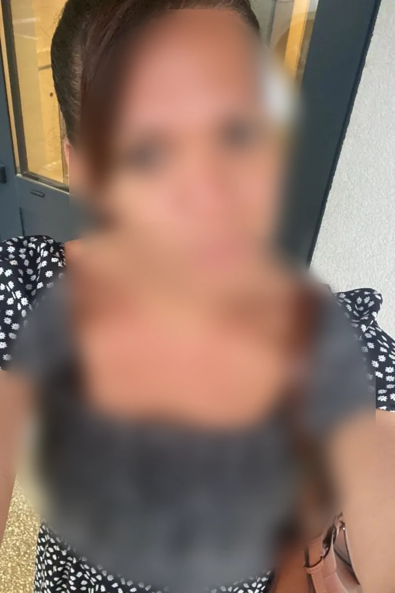 Zoe75