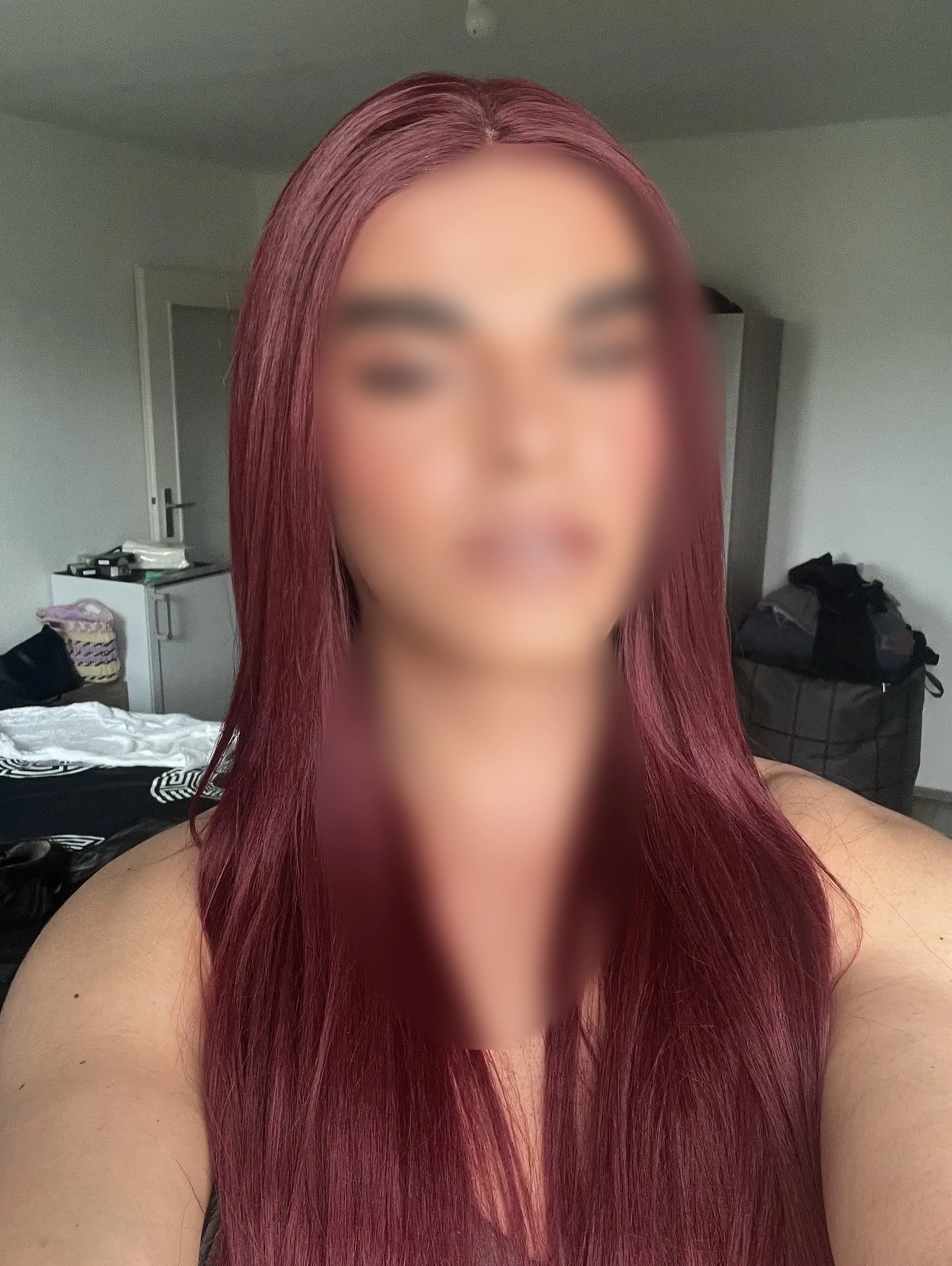 SecretLeslie
