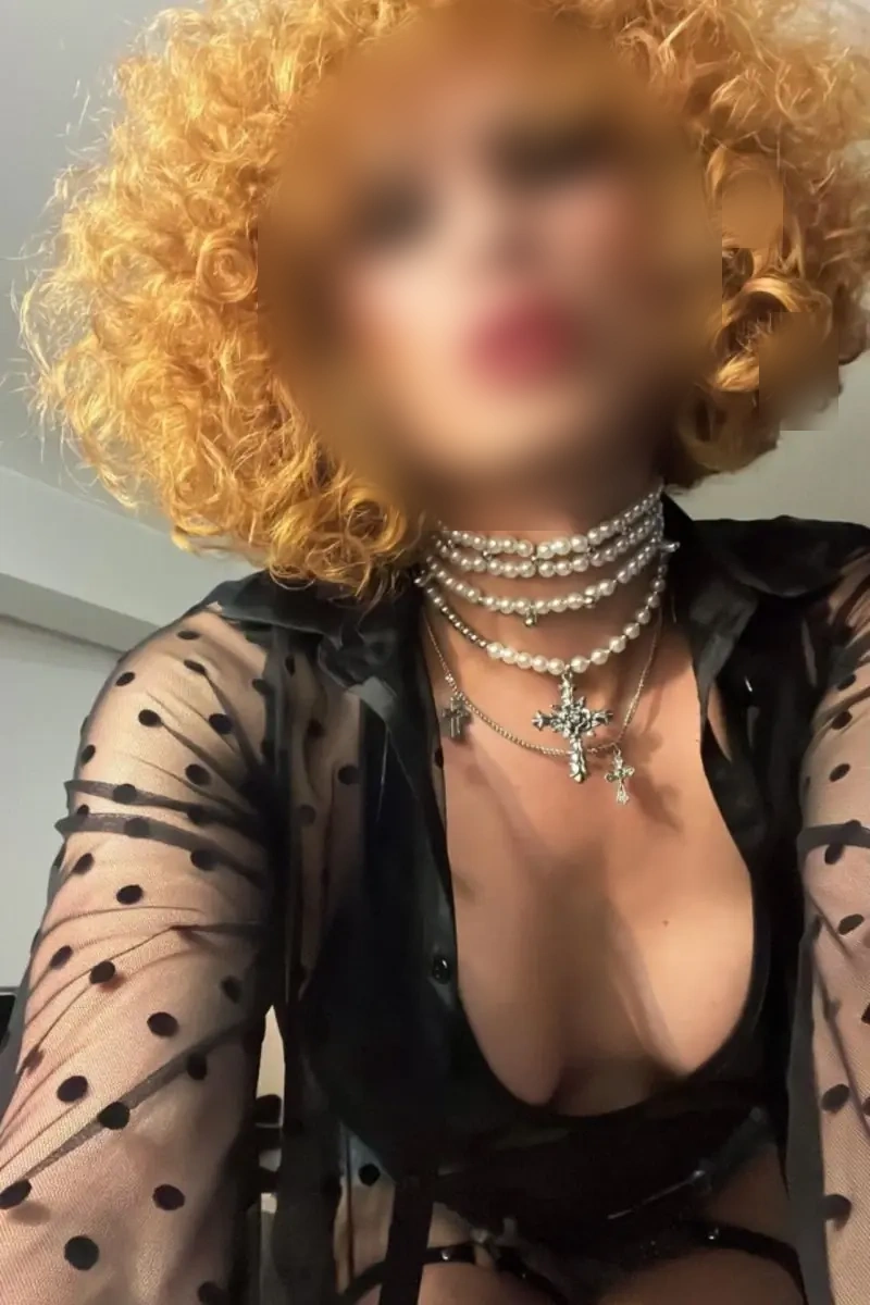 CélineHoney