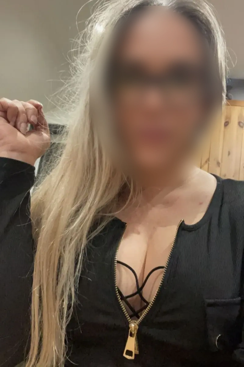 Cherche homme sexy pour un soir à Bréal-sous-Montfort